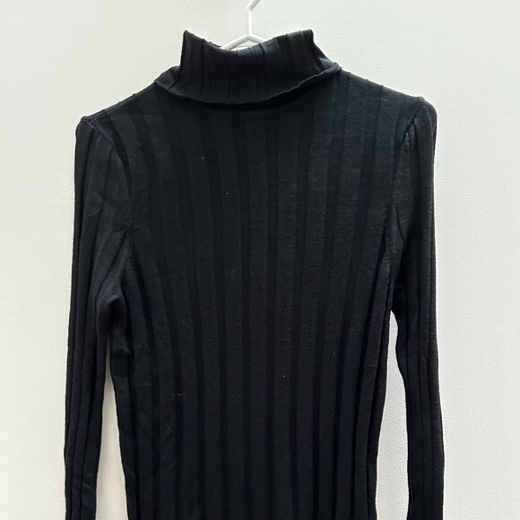 Turtleneck Top- Black - Picture 1 of 4